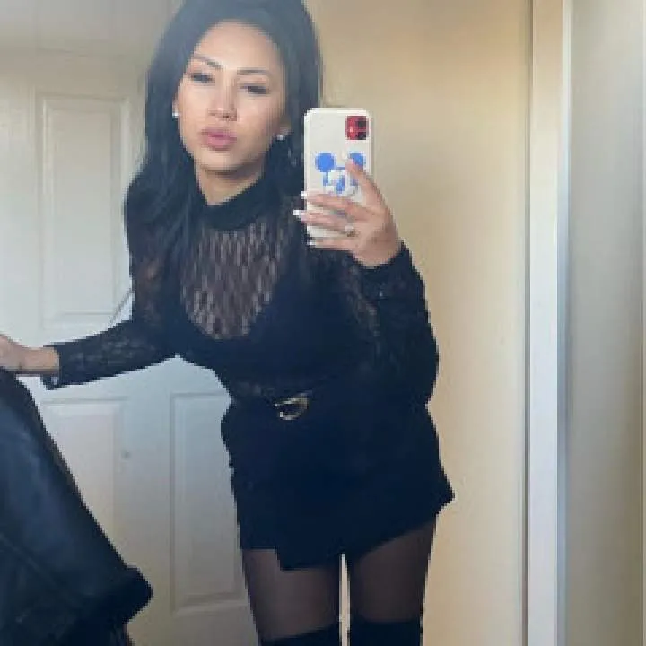 Tia Photo On Jungo Live