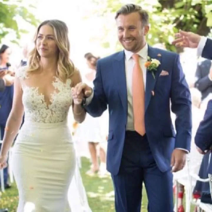 Cyprus Holiday Couple Photo On Jungo Live