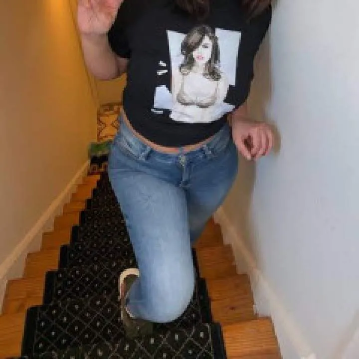 Mistress For Sub Photo On Jungo Live