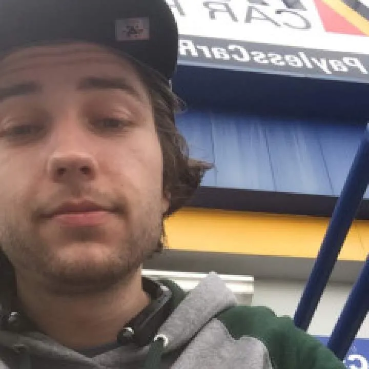 Sam........ Photo On Jungo Live