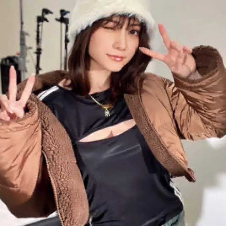 Nisha Photo On Jungo Live