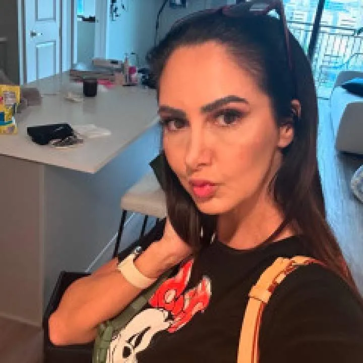 @gmail.com Photo On Jungo Live