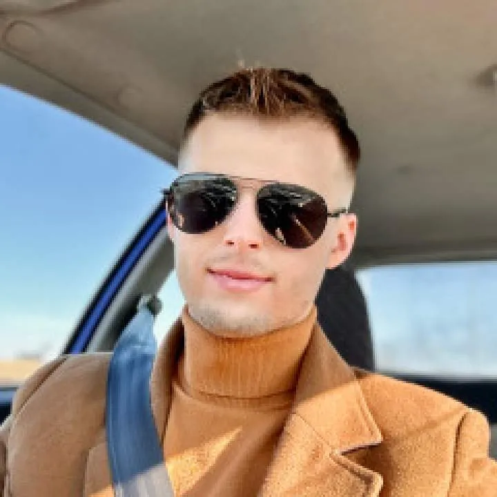 Adam Photo On Jungo Live