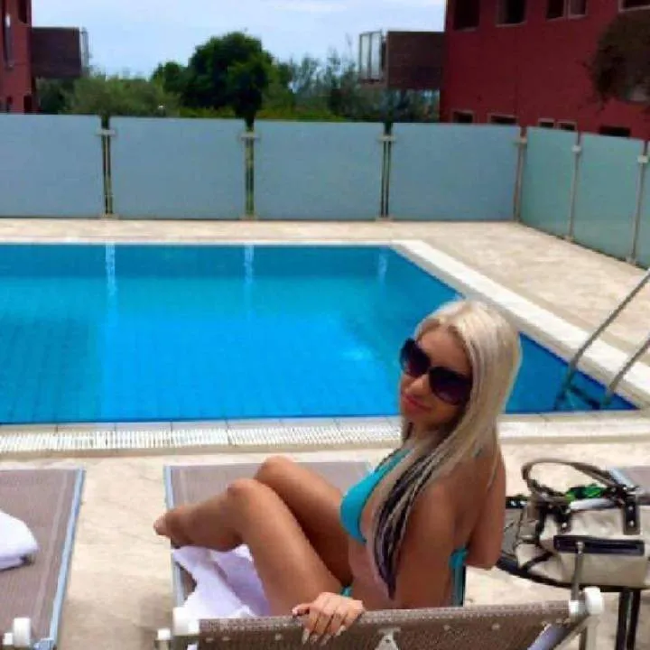 Andreea22 Photo On Jungo Live