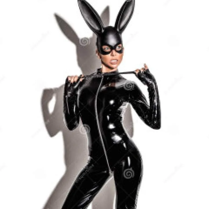 Kinky Black Queen Photo On Jungo Live