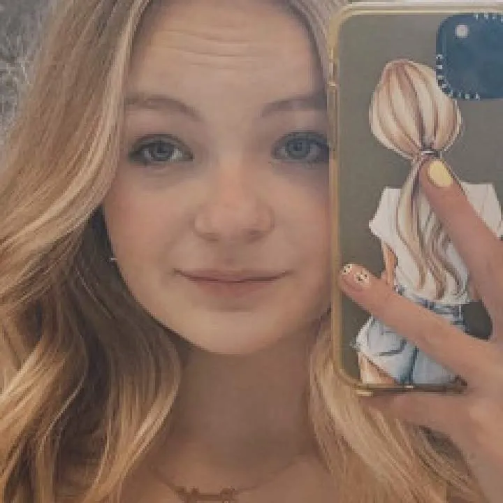 Louisehop Photo On Jungo Live