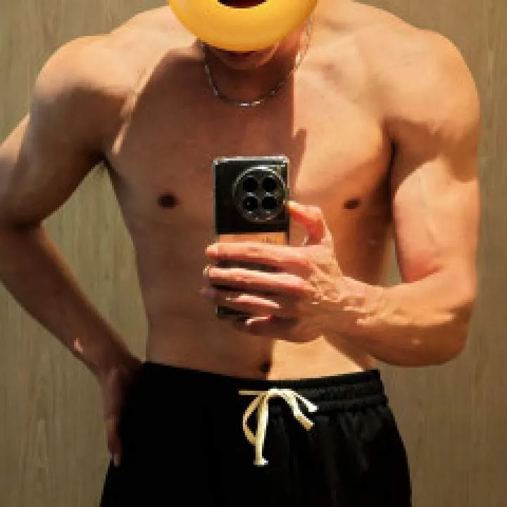 Alex Photo On Jungo Live