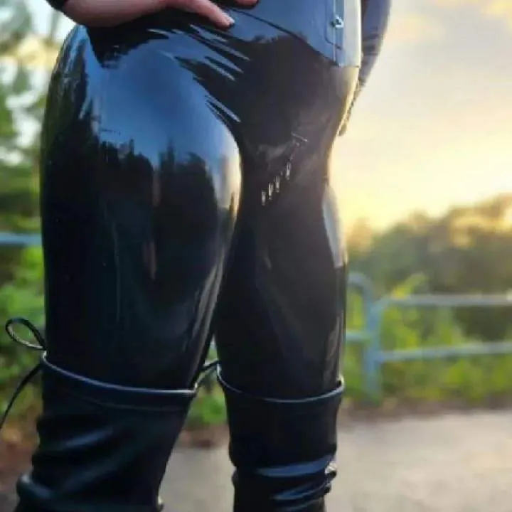 Mistressnora Photo On Jungo Live