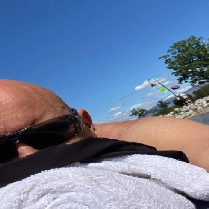 Moe Photo On Jungo Live