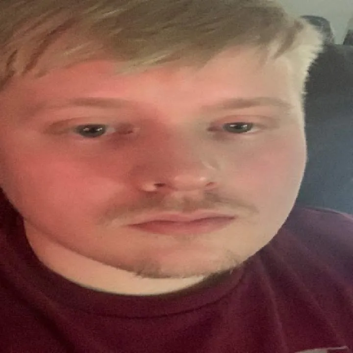 Em.... Photo On Jungo Live