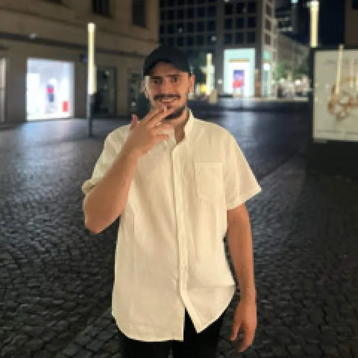 ö.ö Photo On Jungo Live