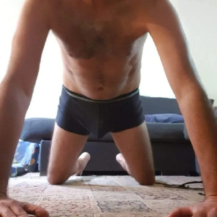 Slave Photo On Jungo Live