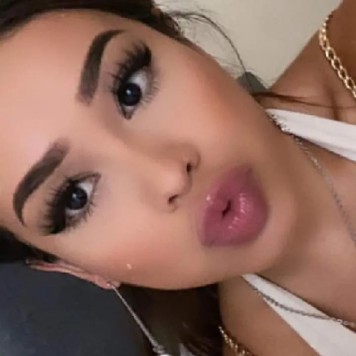 Roxiesinner Photo On Jungo Live