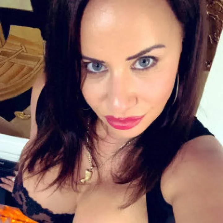 Domme Sarah Photo On Jungo Live