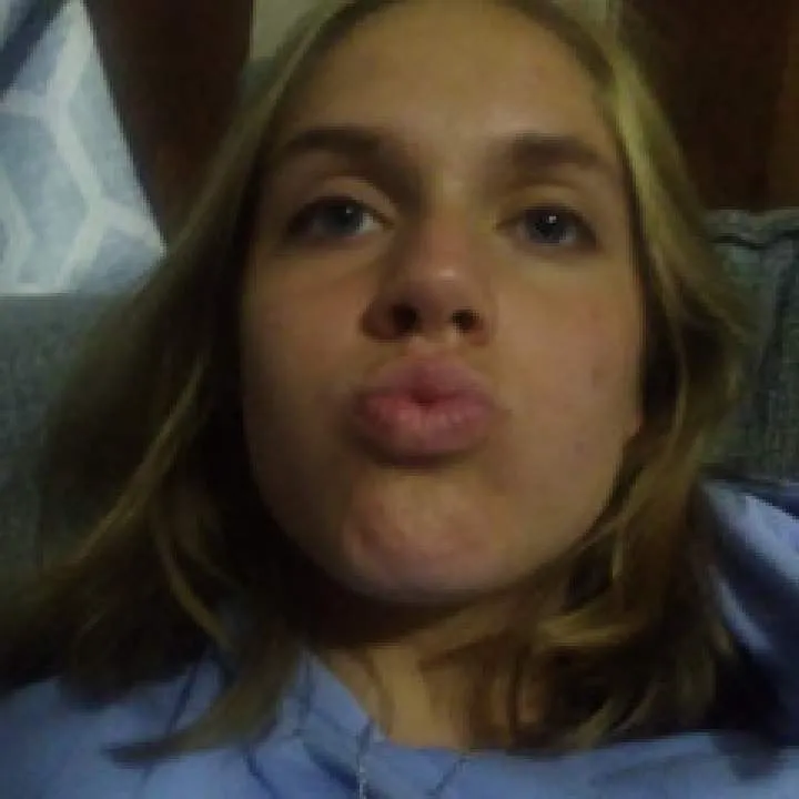 Bella Photo On Jungo Live