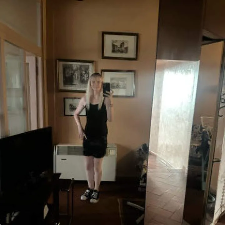 Danielle (sissy Slave) Photo On Jungo Live