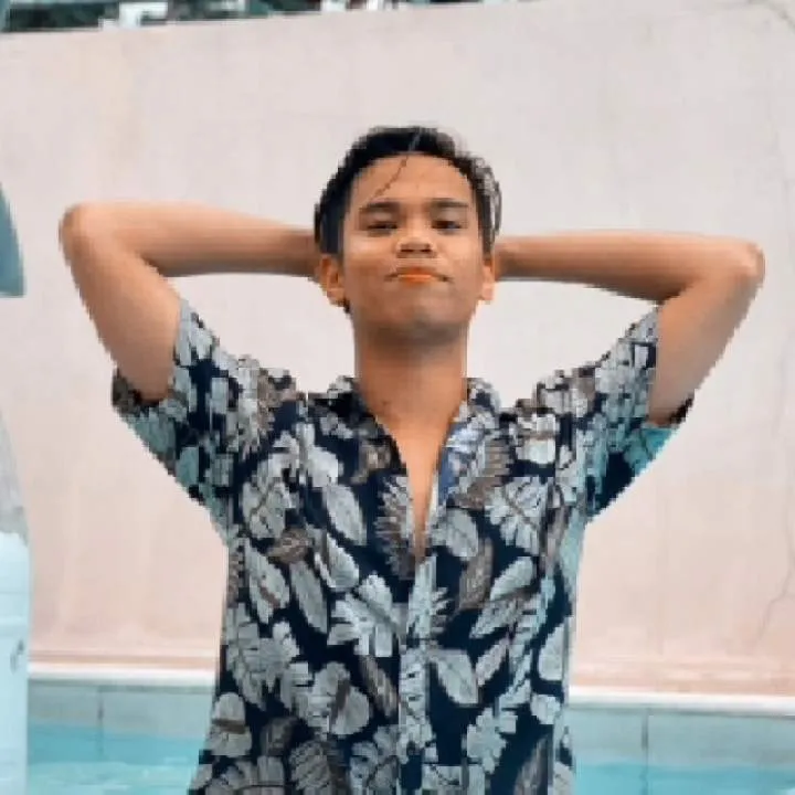 Venz Photo On Jungo Live