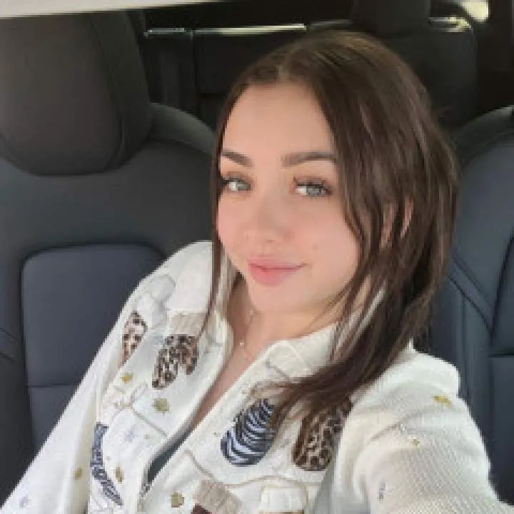 Kayla Holmes Photo On Jungo Live