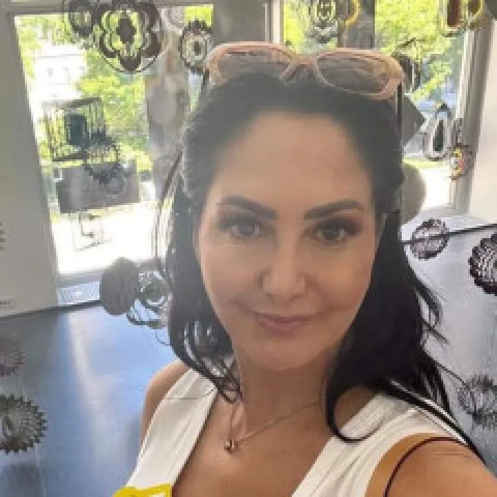 Scarlet Scott Photo On Jungo Live