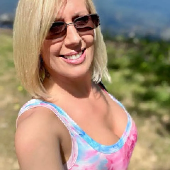 Clare Photo On Jungo Live