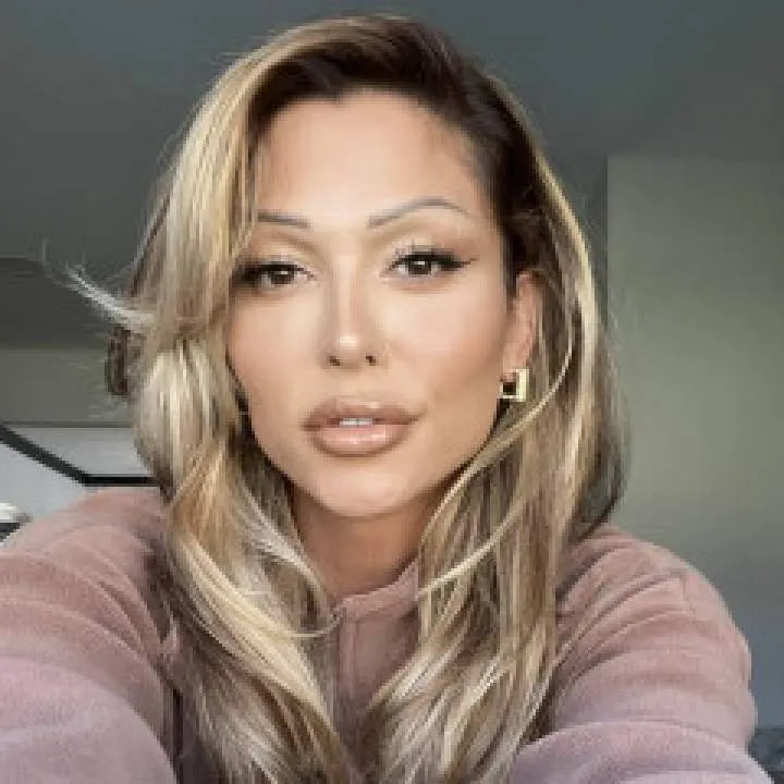 Ladykate Photo On Jungo Live