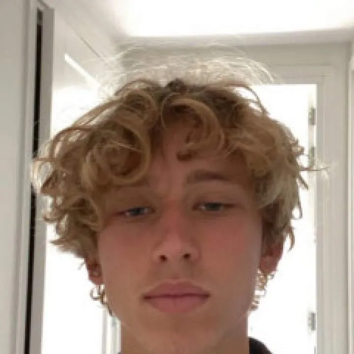 James Photo On Jungo Live