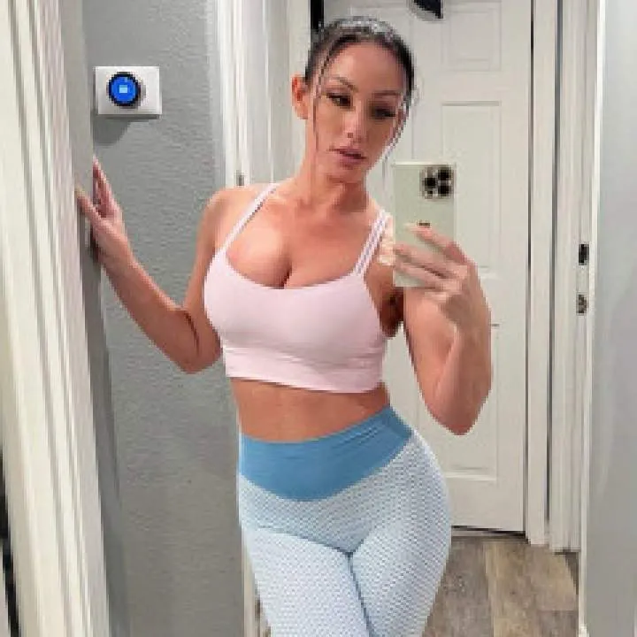 Sandra Photo On Jungo Live