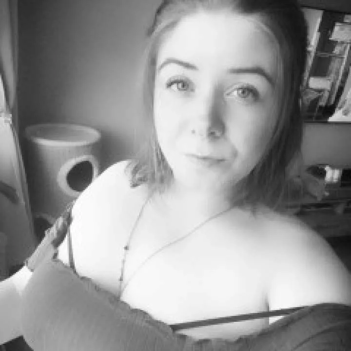 Amanda Photo On Jungo Live