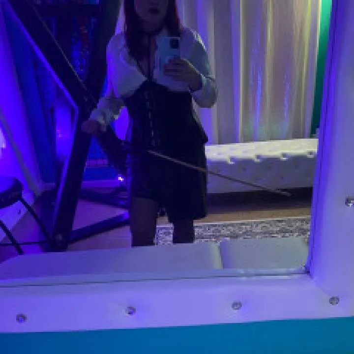 Mistressdaisy Photo On Jungo Live