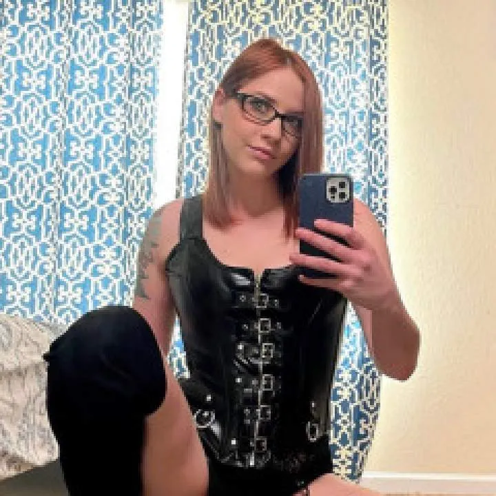 Domme Photo On Jungo Live