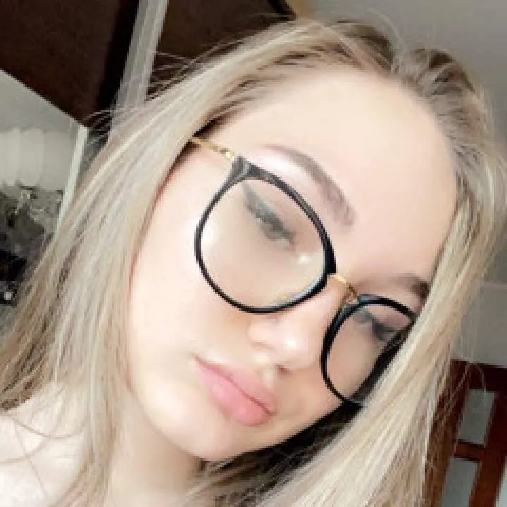 Chill Hazel Photo On Jungo Live