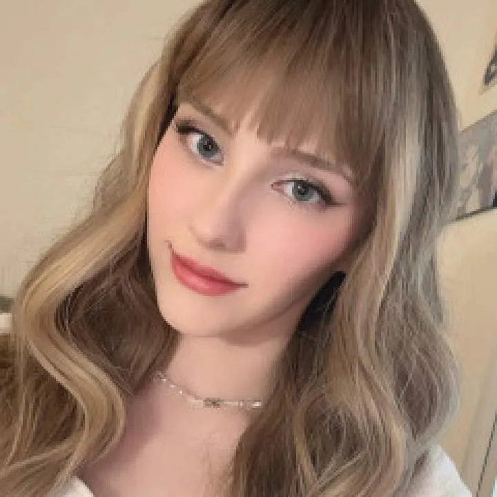 Vivian Photo On Jungo Live