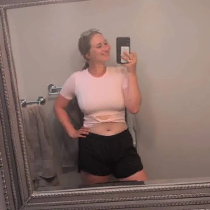 Ella Photo On Jungo Live