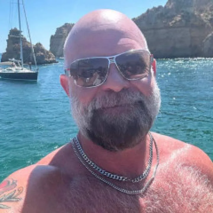 Robert Photo On Jungo Live