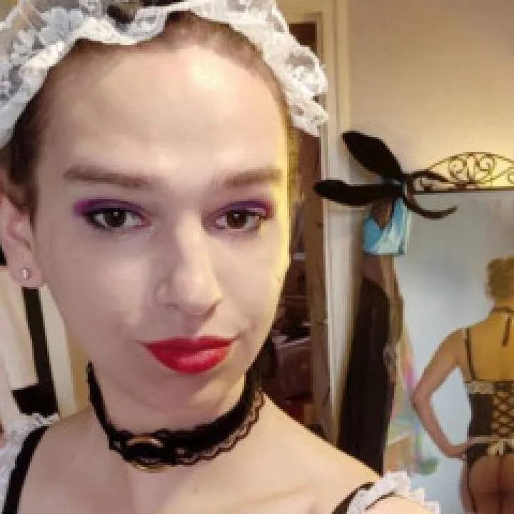 Cynthia Photo On Jungo Live