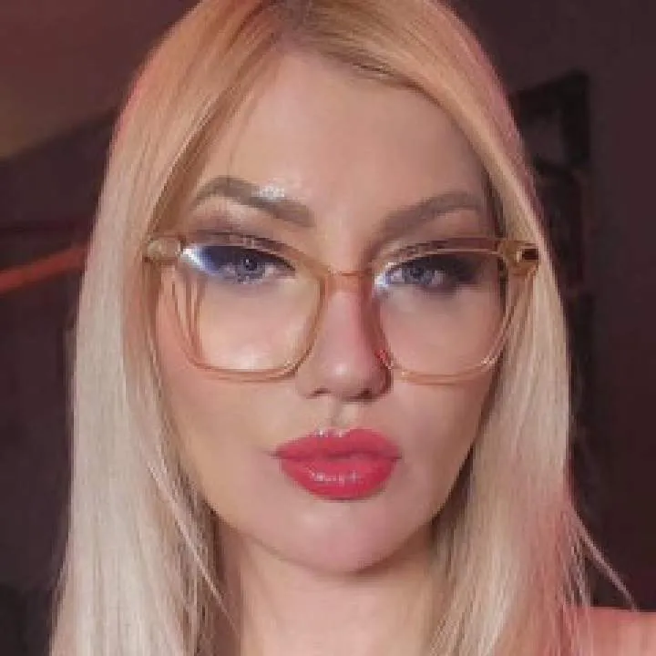 Mistress Eliza Photo On Jungo Live