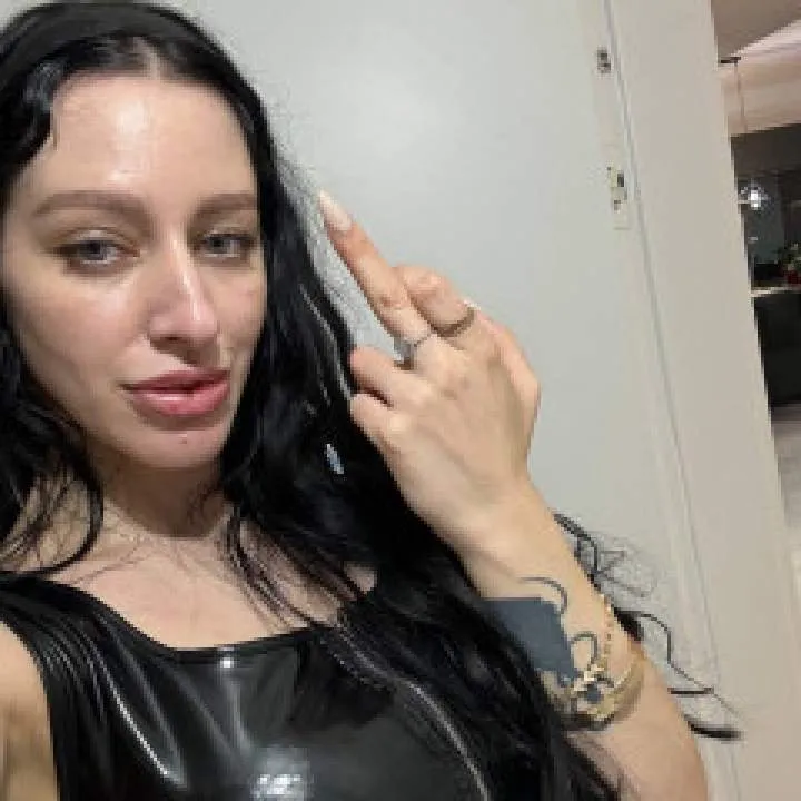 Christine Photo On Jungo Live