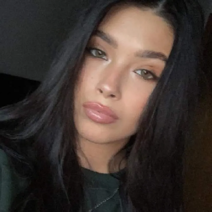 Lindsay Photo On Jungo Live