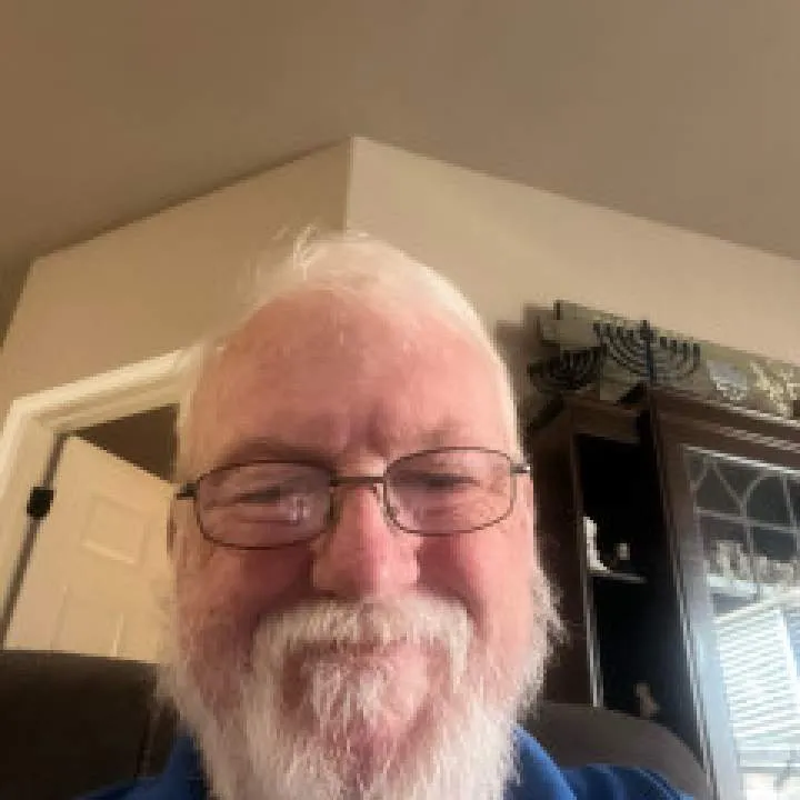 Mike Photo On Jungo Live