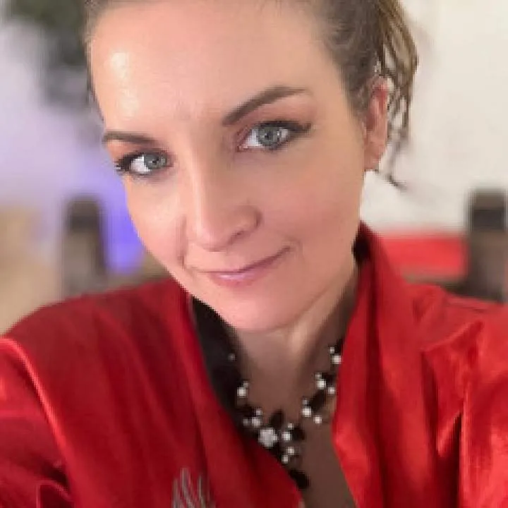 Claudia Sana Photo On Jungo Live