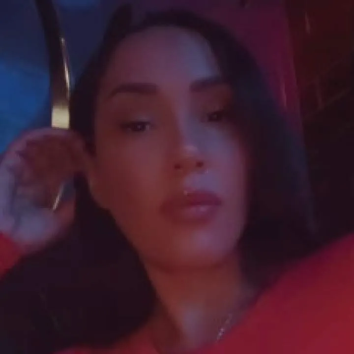 Steph Photo On Jungo Live