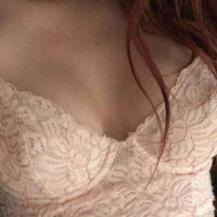 Angela.... Photo On Jungo Live