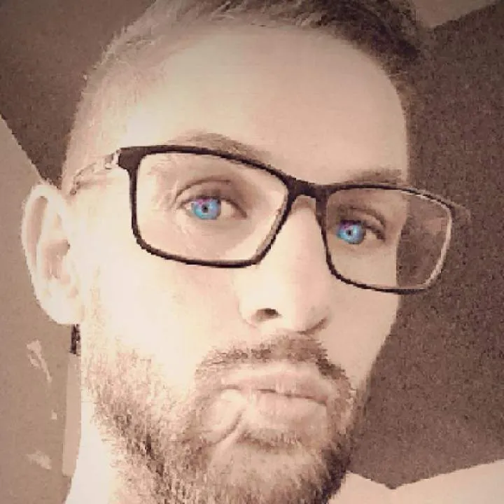 Feetgentleman Photo On Jungo Live