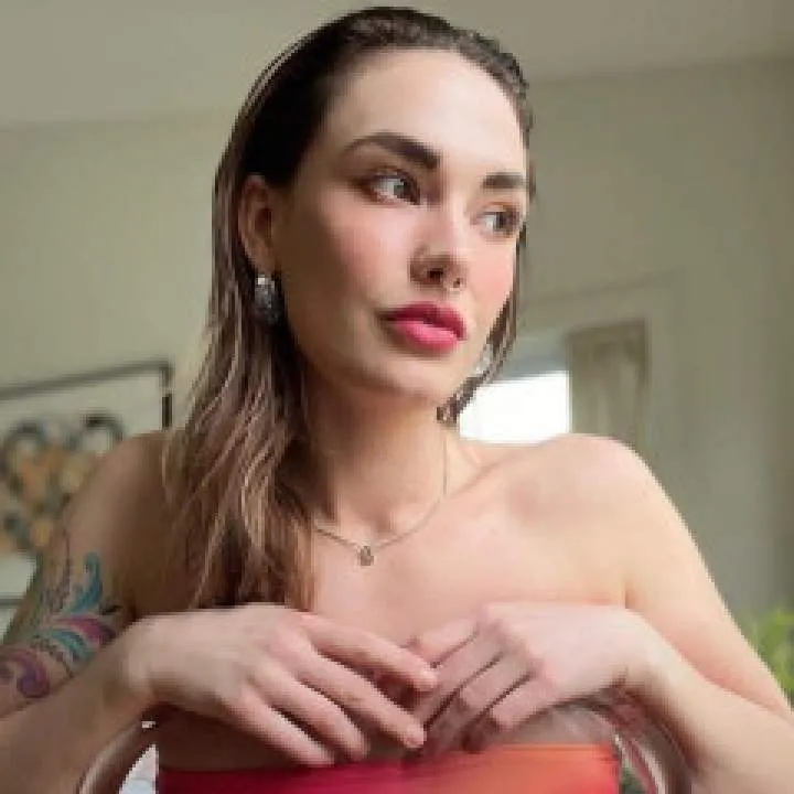 Emily West Photo On Jungo Live