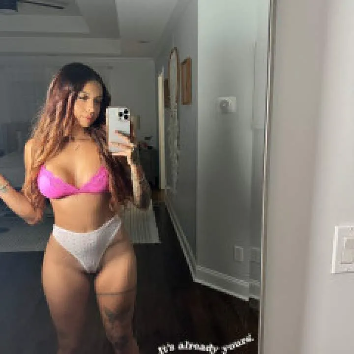 Hannahmariaroyal Photo On Jungo Live