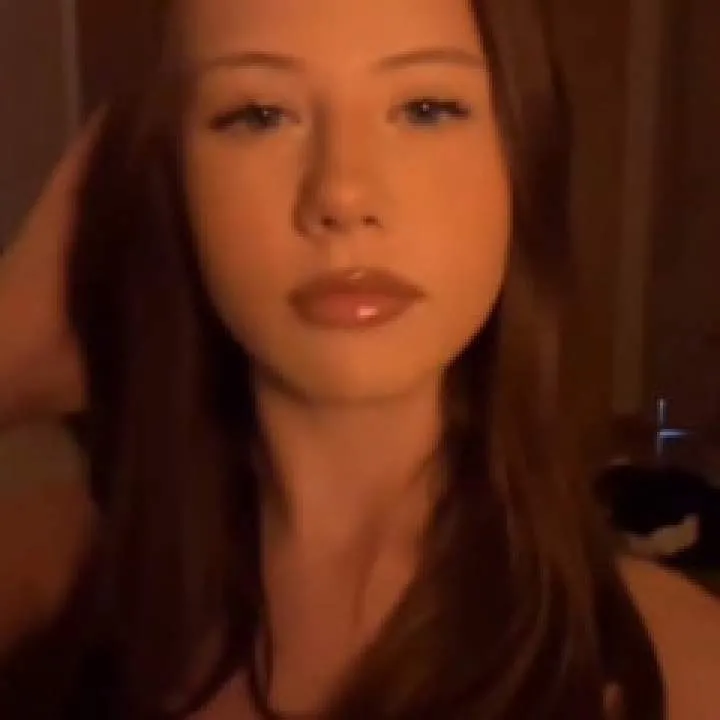 Femdom Photo On Jungo Live