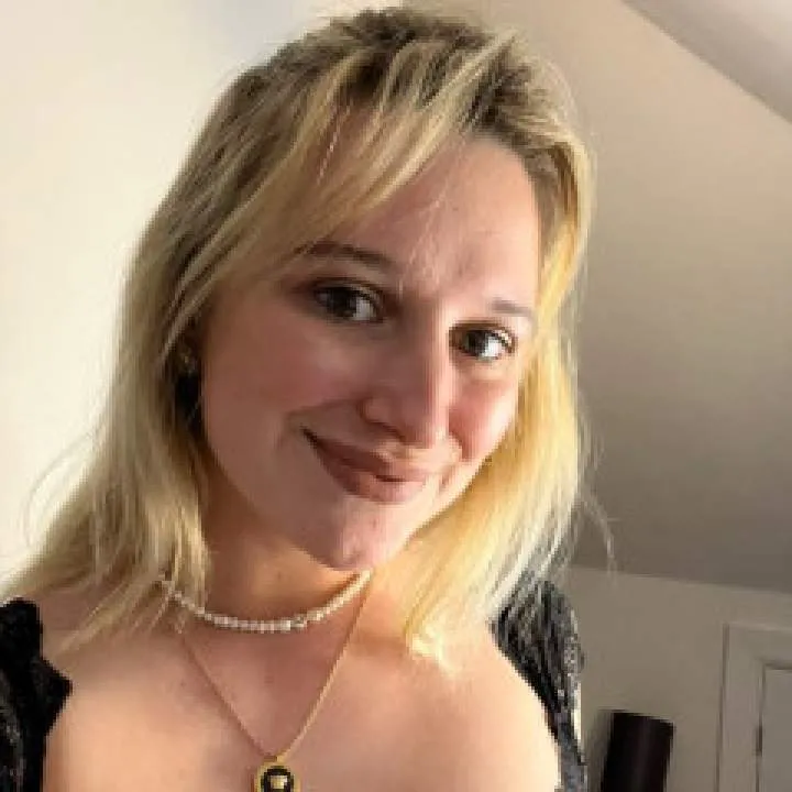 Tina Photo On Jungo Live