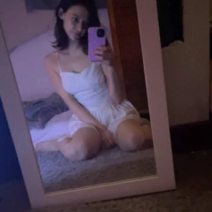 Megggs Photo On Jungo Live