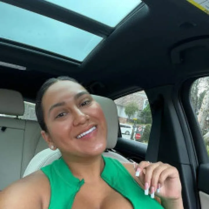 Elenacharlotte Photo On Jungo Live