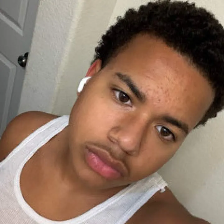 Adrian Photo On Jungo Live